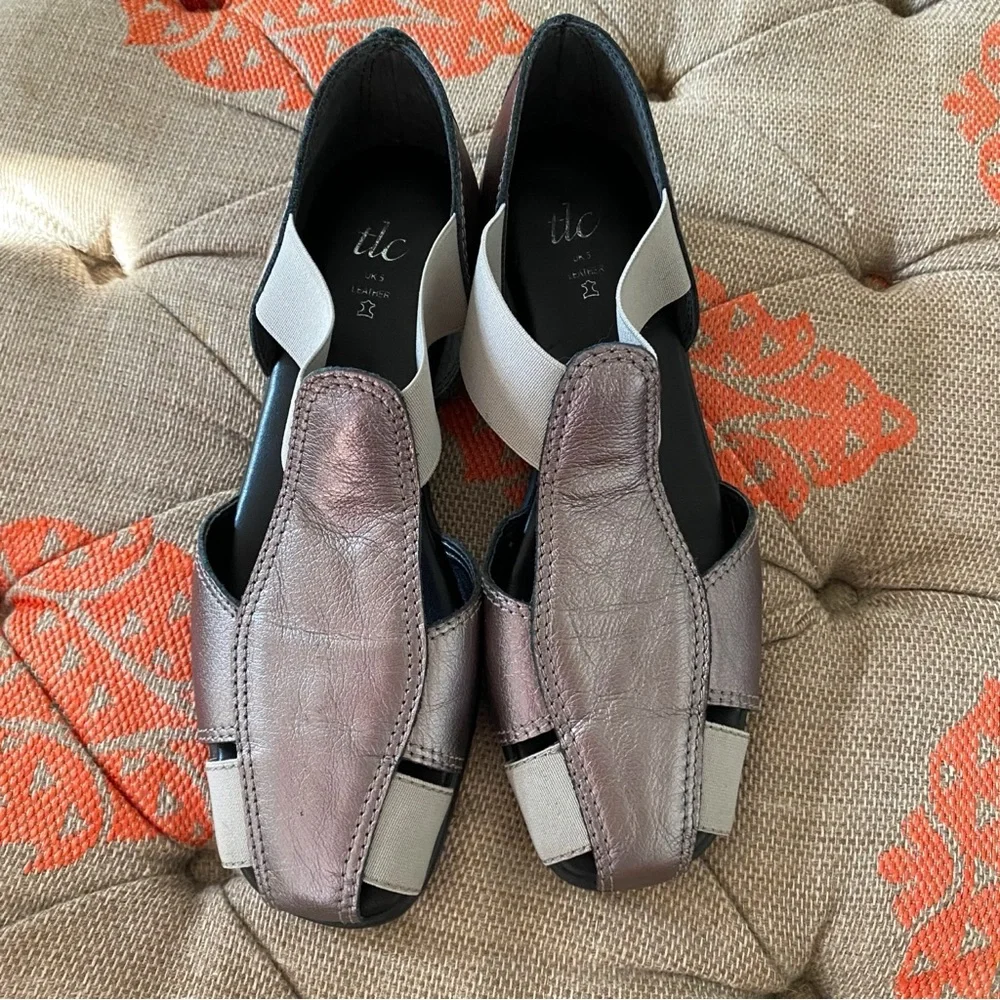 💎 TLC SILVER BLACK METTALIC CUT OUT SHOES! - Picture 8 of 15